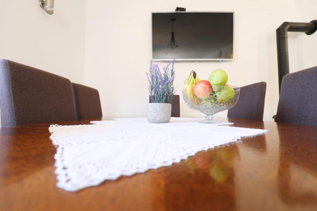 Apartman Teo &Tena Otočac Buitenkant foto