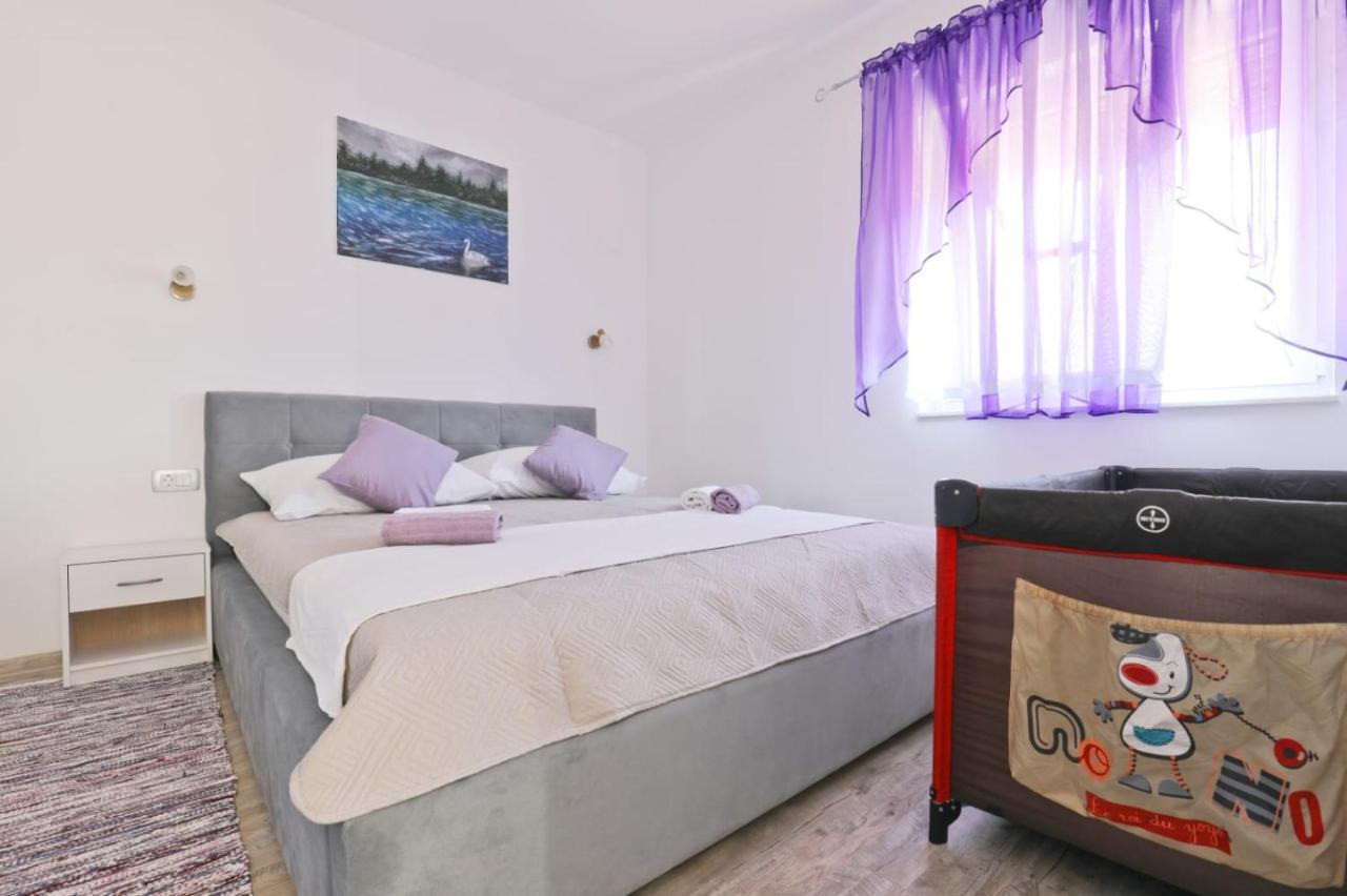 Apartman Teo &Tena Otočac Buitenkant foto