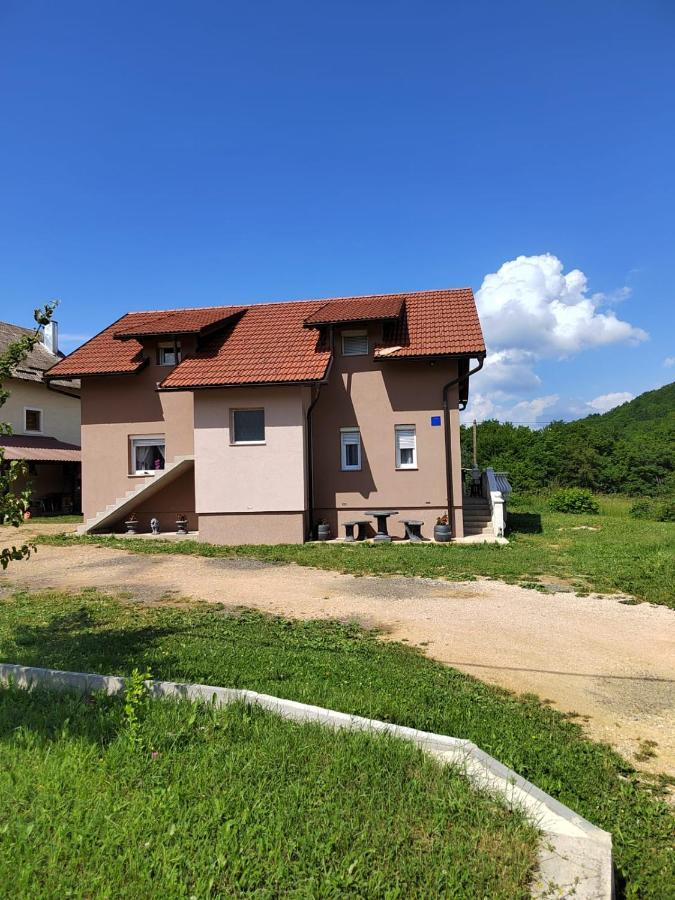 Apartman Teo &Tena Otočac Buitenkant foto