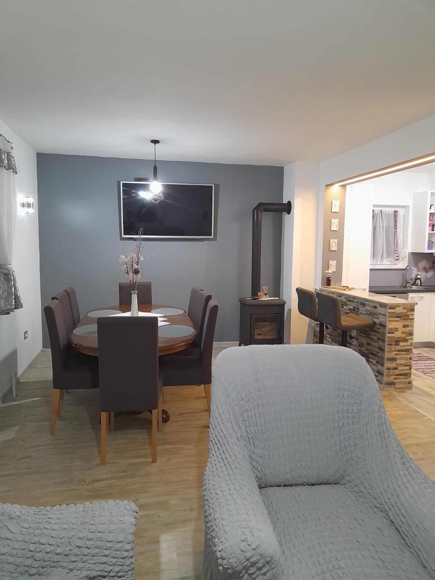Apartman Teo &Tena Otočac Buitenkant foto